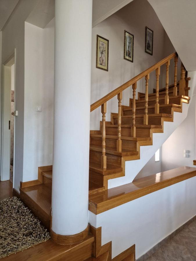 Villa Liana : Luxury Villa With Fantastic Sea View, Near Airport Pórto Ráfti Exteriér fotografie