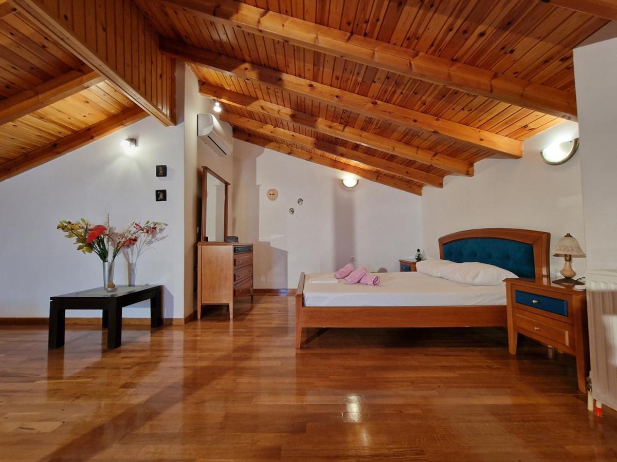 Villa Liana : Luxury Villa With Fantastic Sea View, Near Airport Pórto Ráfti Exteriér fotografie