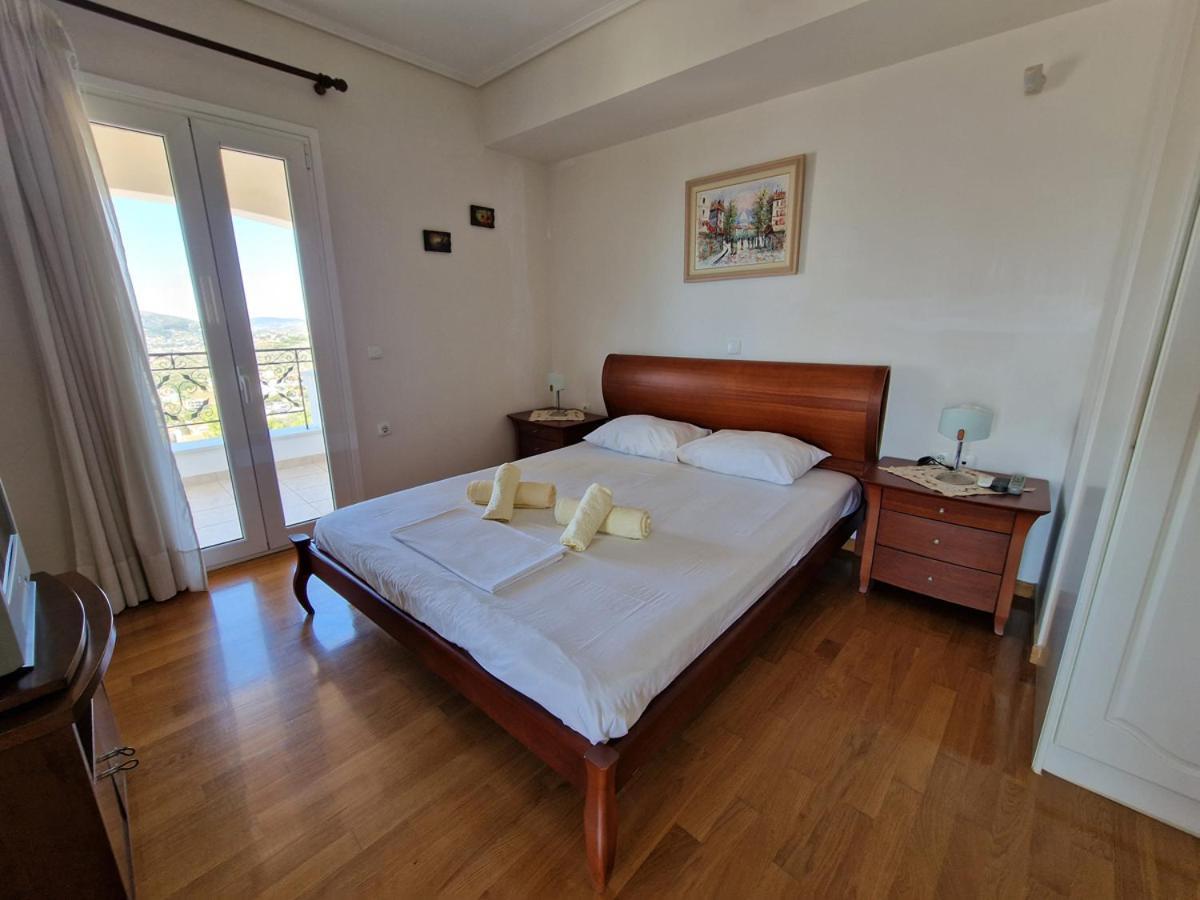 Villa Liana : Luxury Villa With Fantastic Sea View, Near Airport Pórto Ráfti Exteriér fotografie